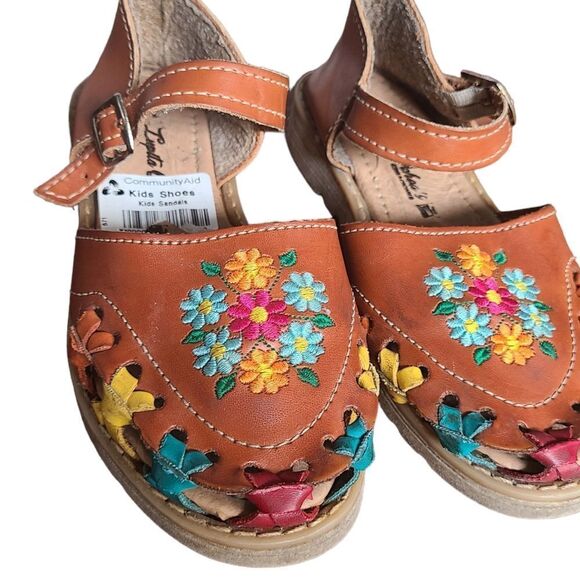 Lupita Ochoa's Kids Sandals Leather Colorful Embroidered - Picture 13 of 15